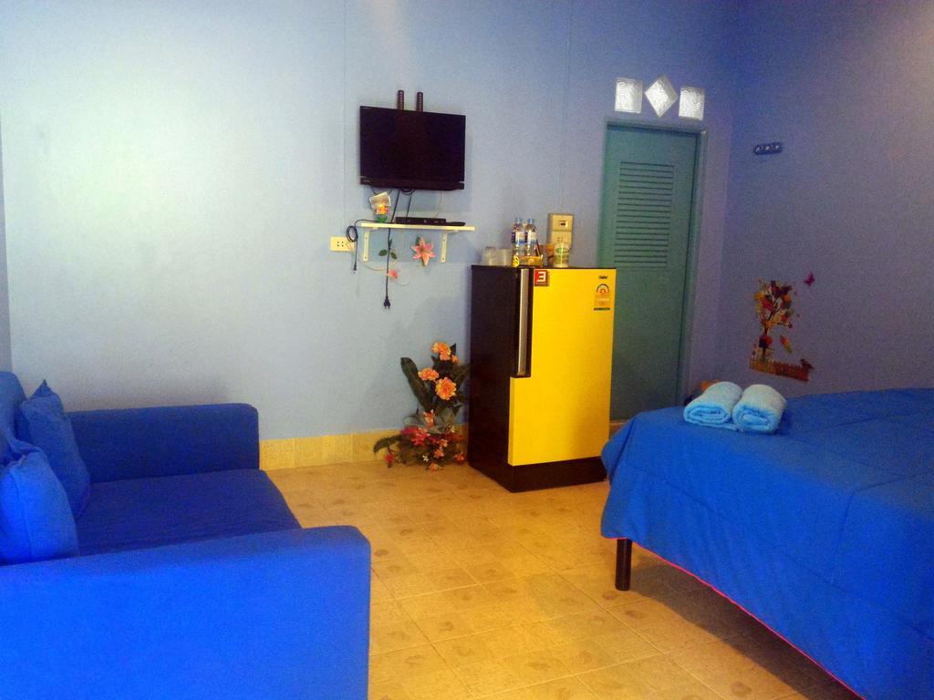 Baan Benjathip Hostel Amphawa Ngoại thất bức ảnh