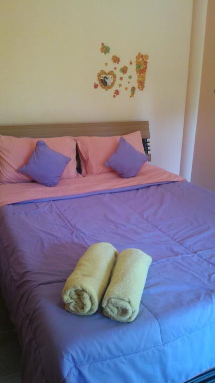 Baan Benjathip Hostel Amphawa Ngoại thất bức ảnh