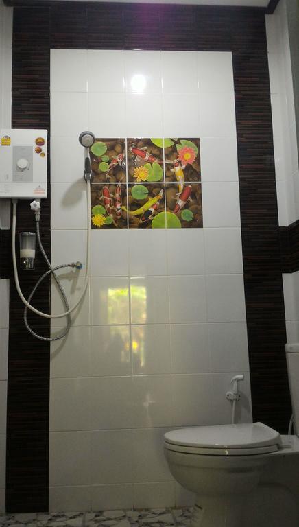 Baan Benjathip Hostel Amphawa Ngoại thất bức ảnh