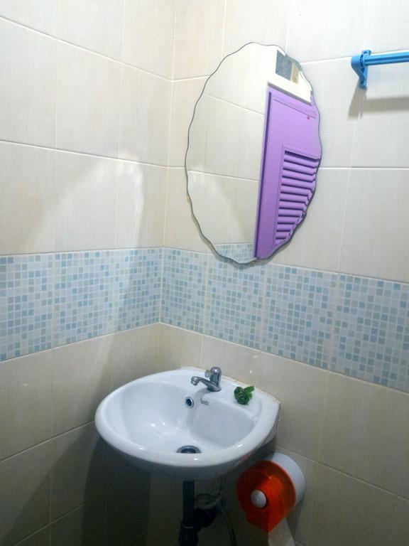 Baan Benjathip Hostel Amphawa Ngoại thất bức ảnh