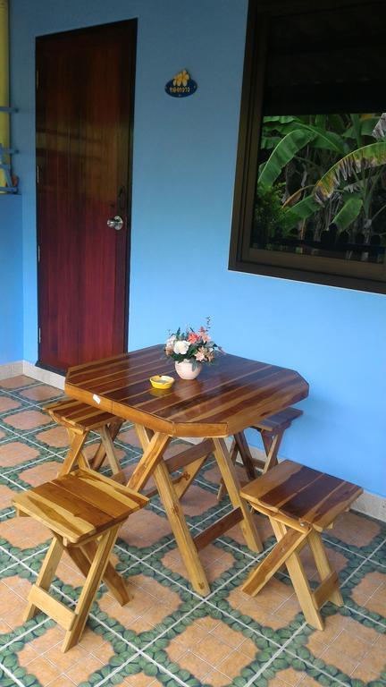 Baan Benjathip Hostel Amphawa Ngoại thất bức ảnh